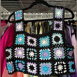 VINTAGE CROCHET TOP